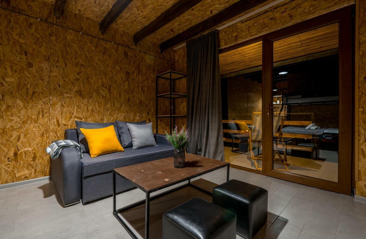Kazbegi 5054 Hotel Bagian luar foto