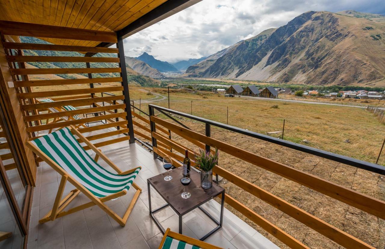 Kazbegi 5054 Hotel Bagian luar foto