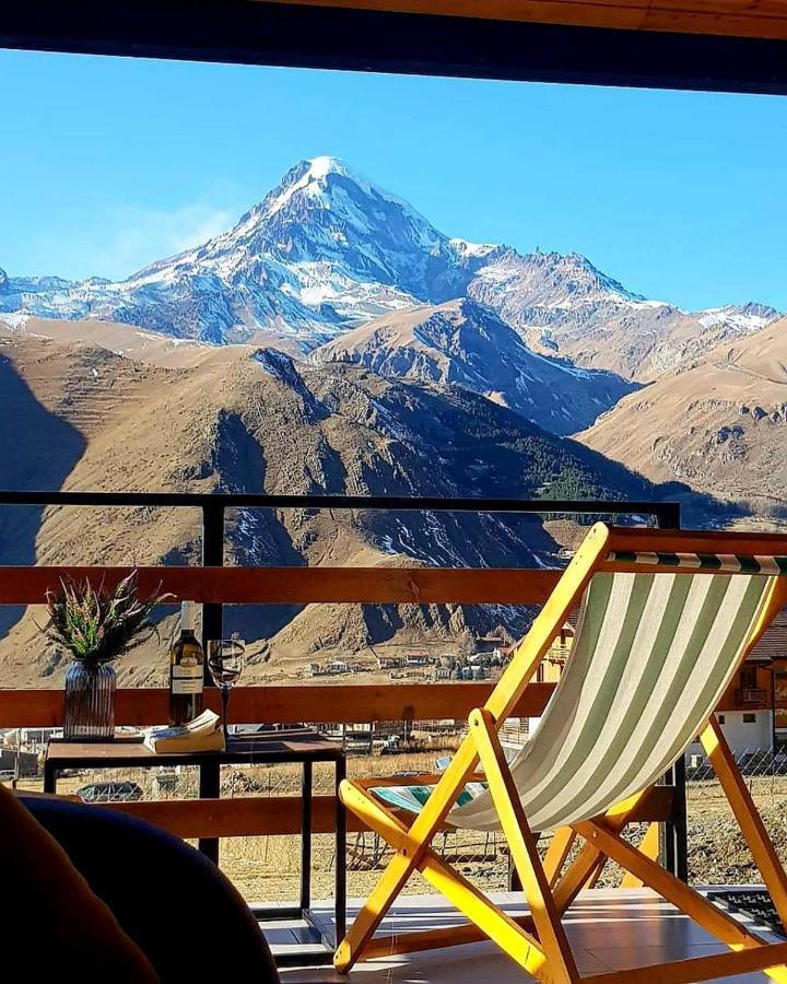 Kazbegi 5054 Hotel Bagian luar foto